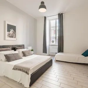 3* Pensión 285 Vatican
