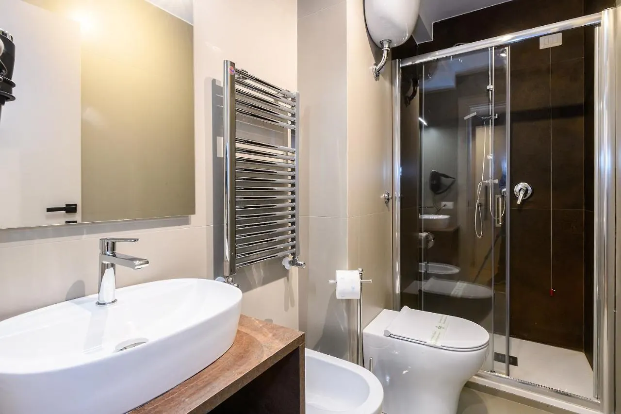 Hotel Castro Pretorio Roma 3*,