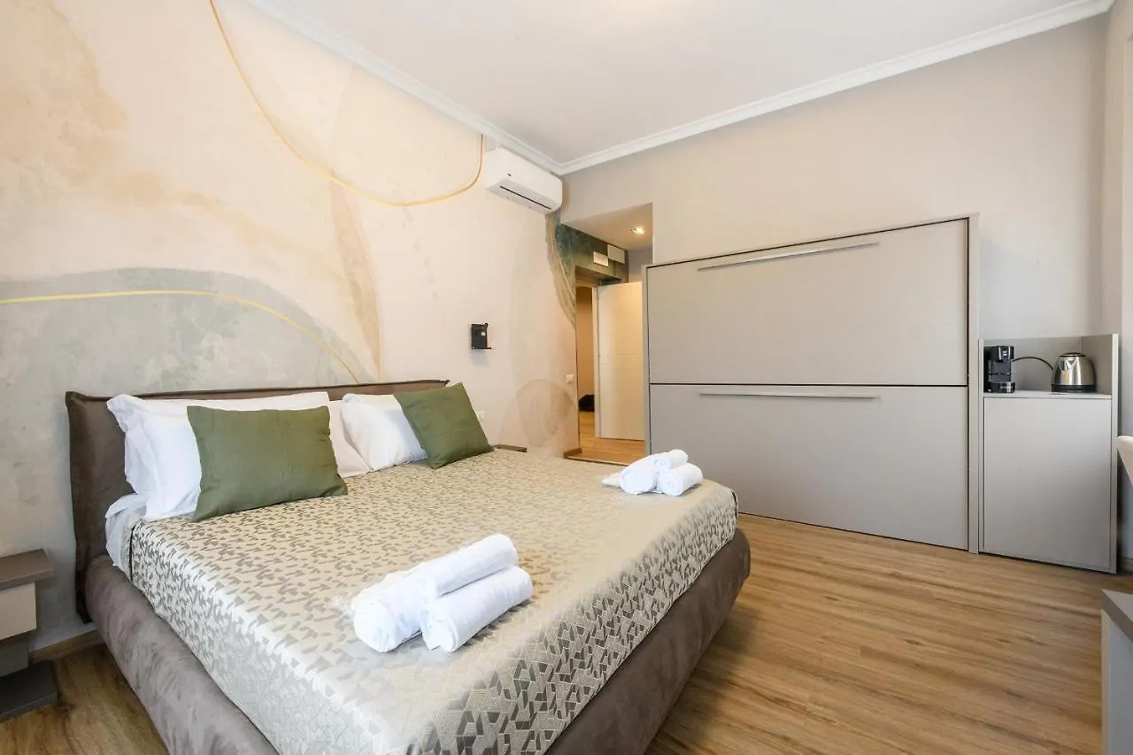 Pensión Hotel Castro Pretorio Roma